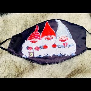 BOGO *HP* Christmas Mask No Filter Pocket